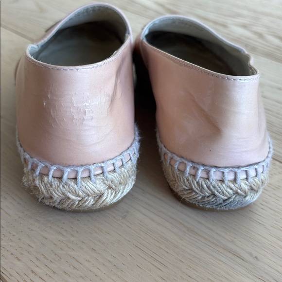 Baby pink patent Chanel espadrilles size 36 - Picture 3 of 8